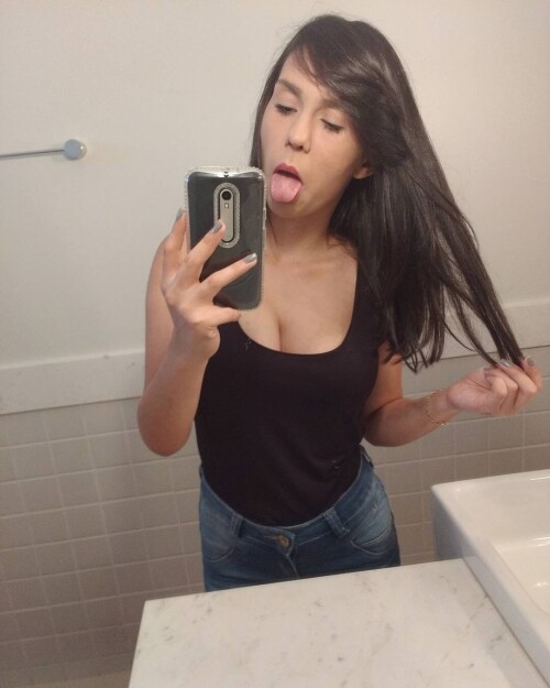 98e919fbdb97b4fab5c76a1e465667c7