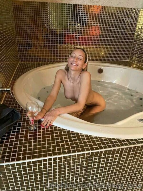 aa7b7ec430803a5390110ed05f4e6a71