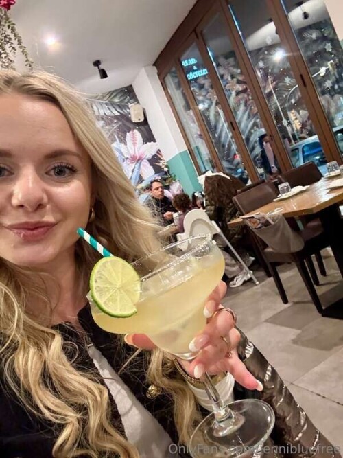 ac924783d03073944da2332fd984b983