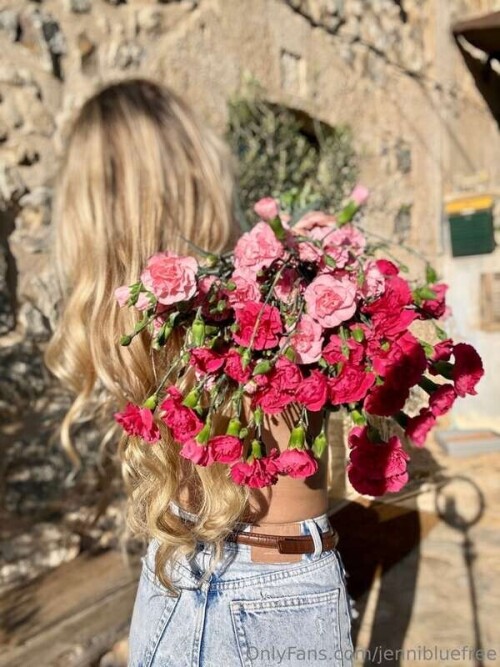 c0a00a9adde72408cc392a46d78a08e0