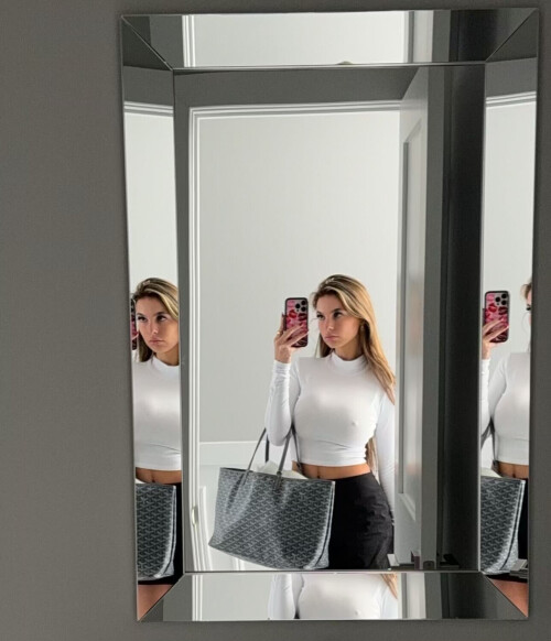 c15a3831e3578d91910f50a4daf1ab1d