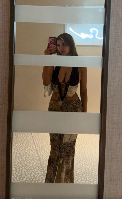 c677ffa9e382b1c28485d206b7c9ebc4