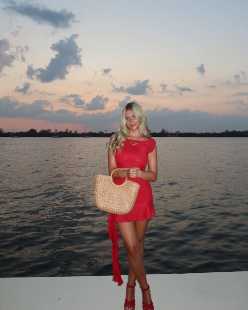 d0c65e1aad4607355102d8f2e3554021