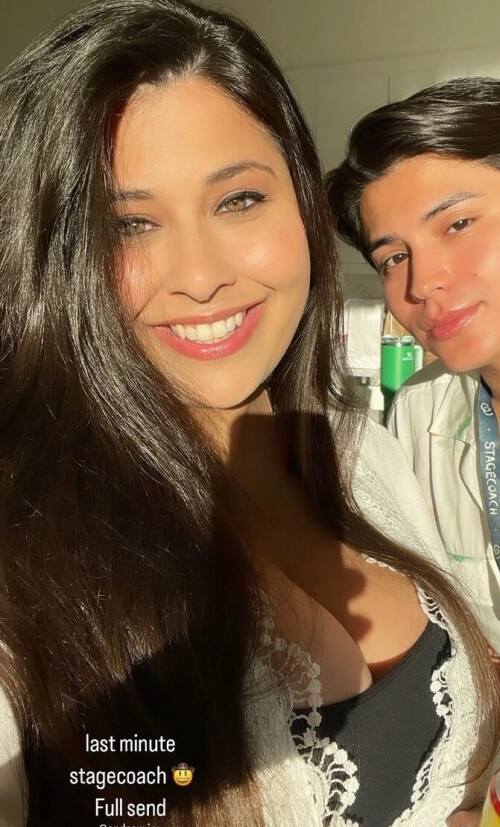 d720b1c7a520a9800ad5419031112491