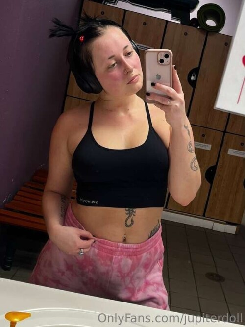 ee862e25de7c401f7d9f79ec40cf2d8d