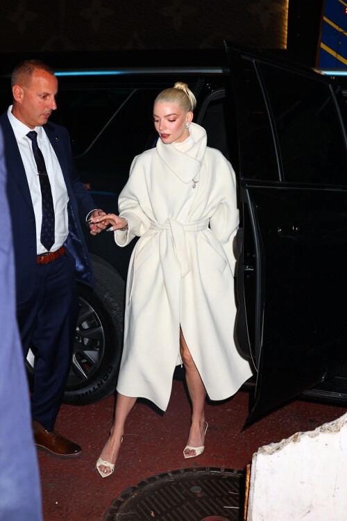 2c2f9106836e9ff1fcc7f58b3dfd67b8