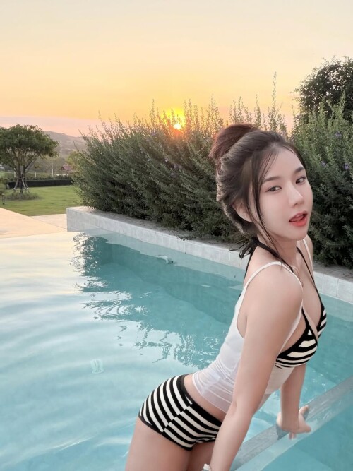 4d27fde345a8173975c3d0a6ab8b3401