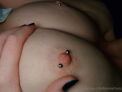 99bc183672d61382583a774d722b9681