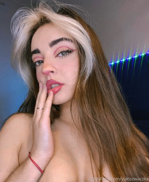 9b74b2402892159e1e8f13daa18ec781