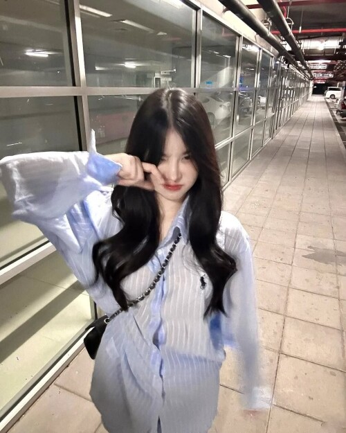 9bc05a559b2a42cdf4bea16b827e843f