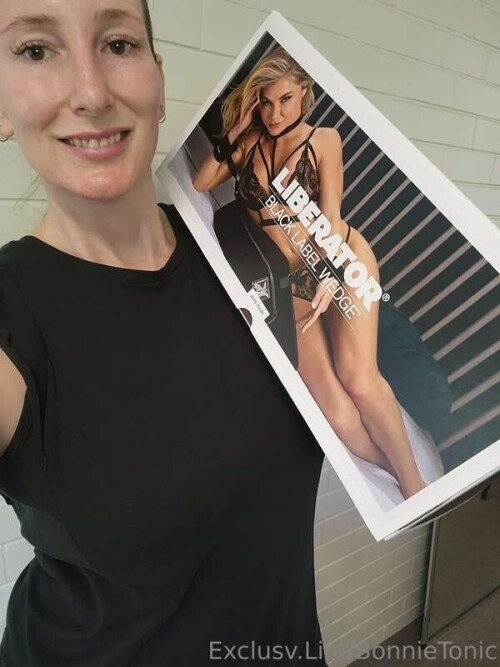 9e65990dbb81171315b1081cc041c569