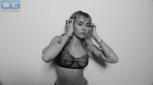 c469563b2ed501e8b972e7d121246e28