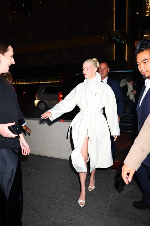 e243a346599ce2fbbb14fe881fa729db