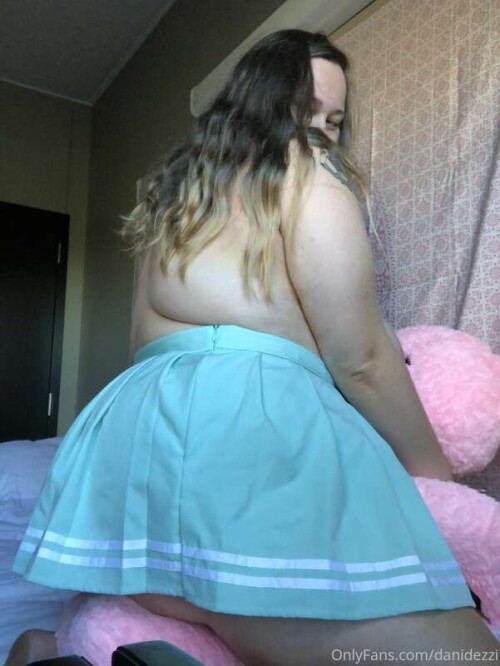 ee7e9d6ef5f87be3104cbb522e6addf9