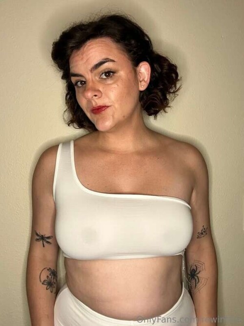 f2d0ecd5b70f1b61f0e7ad7b6a3ba053