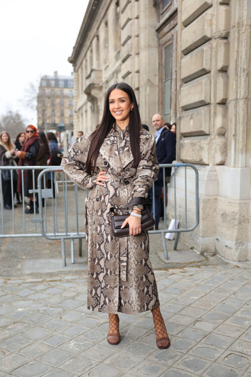 00bf60ac1f8b036763d9e61fc6106f89