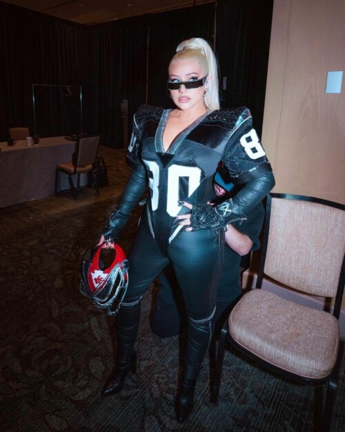 02b2595138a90e9716ce3057f9e24319