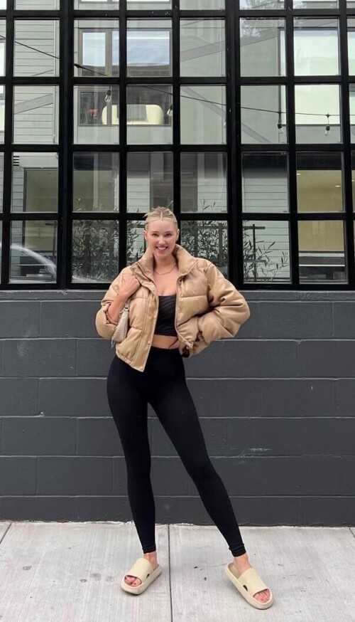 051bca4660321937b536d372a5d8942a