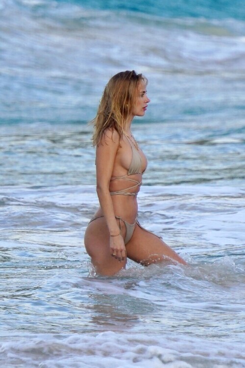 0c9da4c6b29e242f0d98ccbbcd031a2d