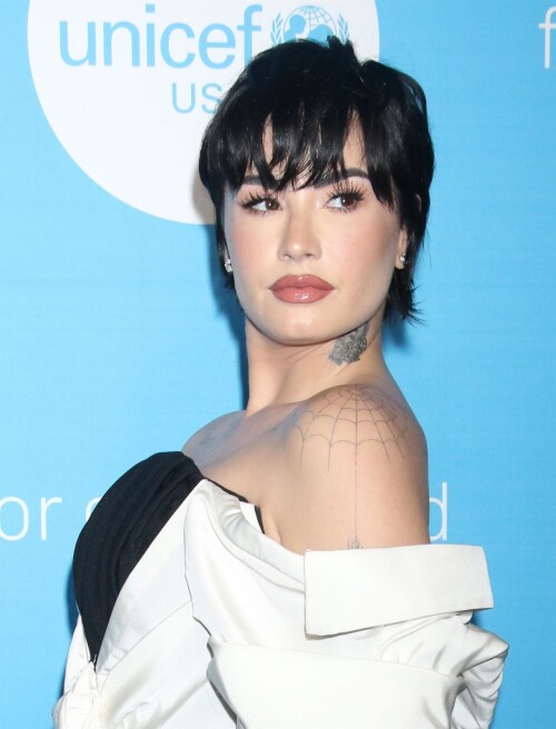 16dfe0c14f503912fda315cfd9595dd9