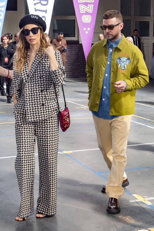 24d2d5c1a27056a283da0e5a5bafcd28