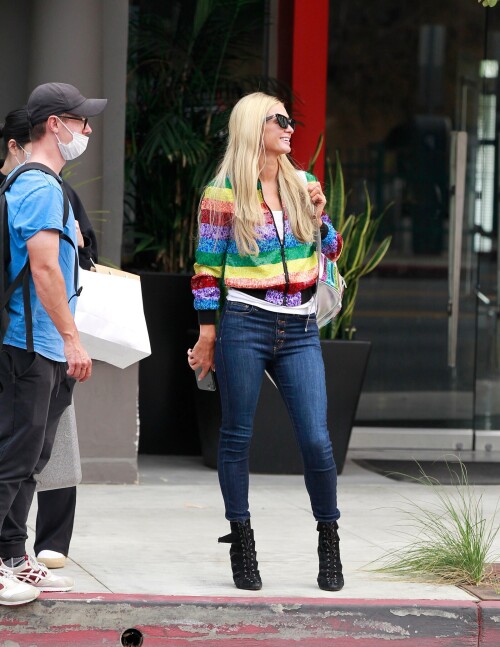 2a90f9d838bd74f4c65902ee146b74cb