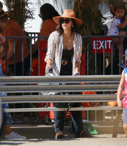 2c1aeae4952d6c694716d1124480c2ea