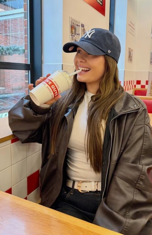 31b28558d70c414cf814f426cea92fee