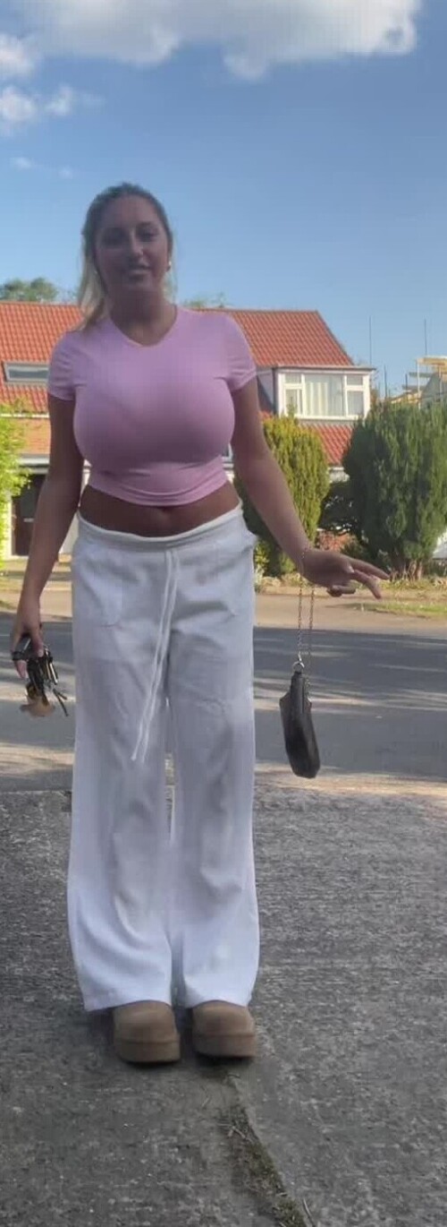 42d31753d21714f625bb5d122fdd08df