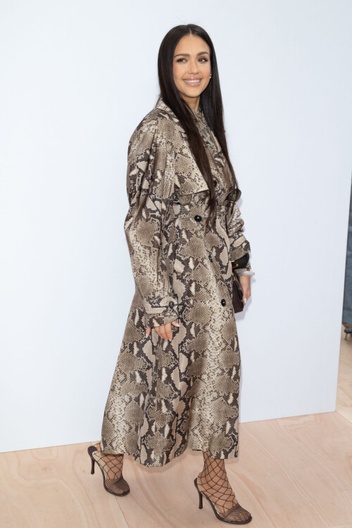 42d6cc464fd8a463e4ea1cc680a3f750