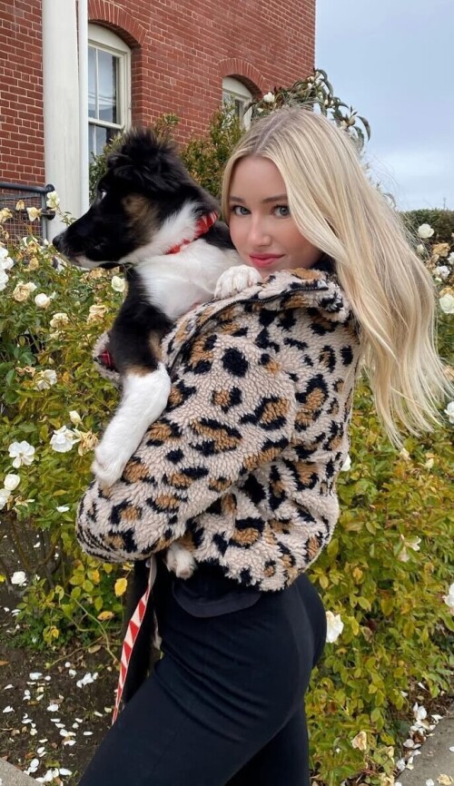 4e33ce356900fa6b9df7d3078389312b