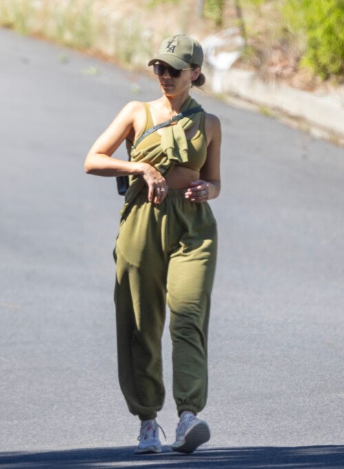 4fe202c8e15d416dbda073ebb7987537