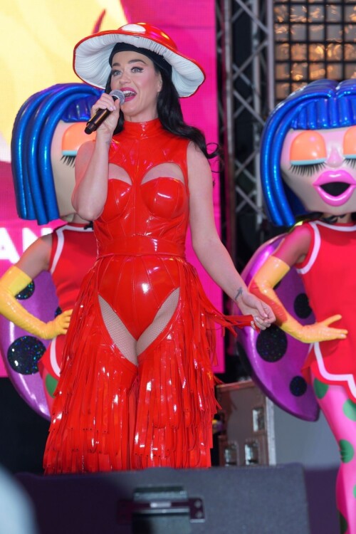 5275e718134124a7e30485337b08e417