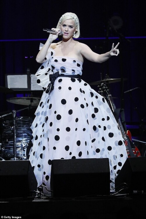 569c3692e75f01b8f5d7ff49004929b8