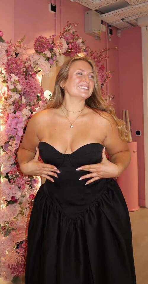 56b0aee19101ff80b95d68b32c16b442