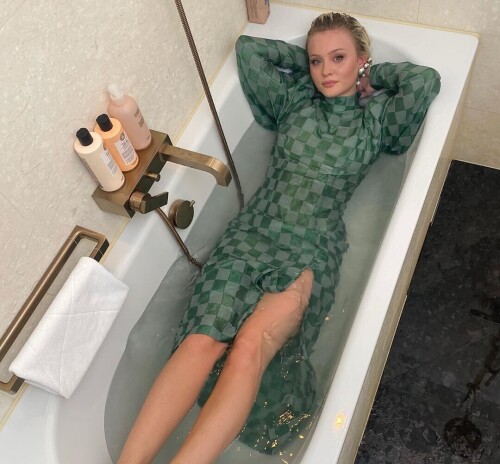 5884bc5341f7e2bac059a1afea05a8da