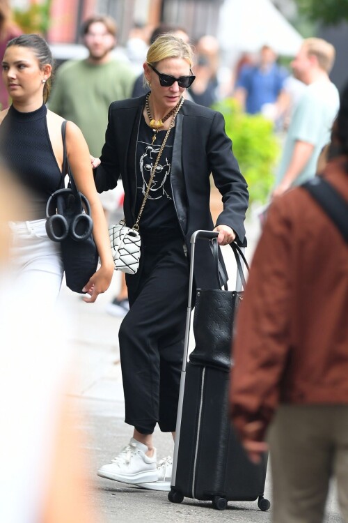 5b0aae789fefe67e276413bec2f32700