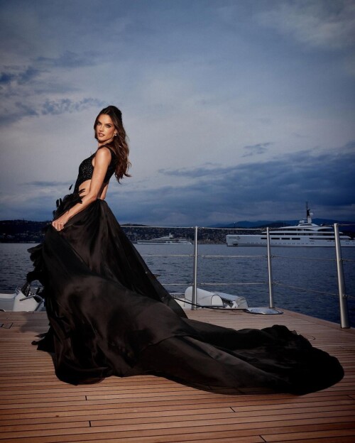 621877daf612489da30e0a56bb964dcc