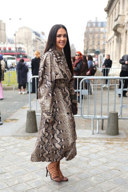 65c9e242c77e9a08e4c13fc825cb5352