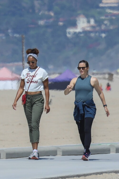 6fbb6b8396ad988aee33c8c9e144c0b2