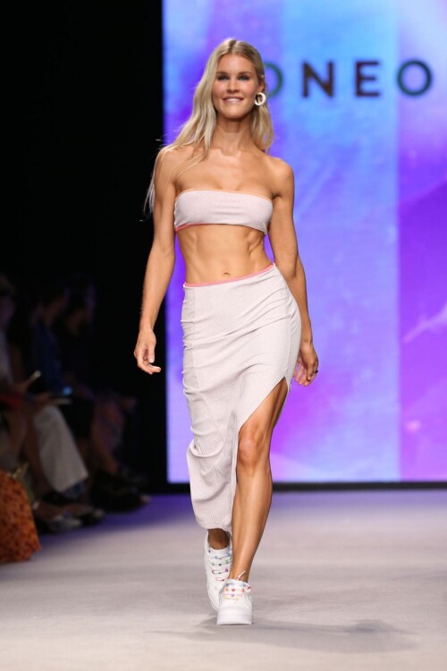 836e794d52e8bde2af351970a7fb197e