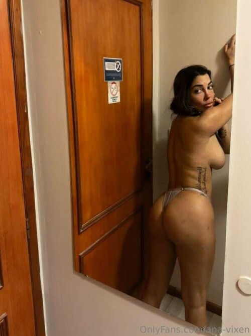 8a40aecea0cee6eba6efad4b2b22e3ff