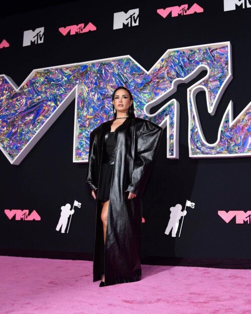 910a3d658e1585287af21df42fd52f29