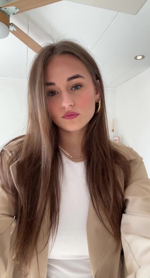 9371a2452b5cf6e483583ccac558d8d6