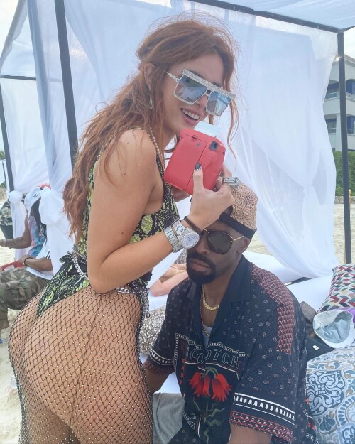 93e0922bbbf9b9959068d19e79afae13