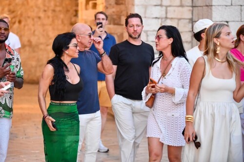 9d8443e33b51f6ce9f6db015e2a2588e