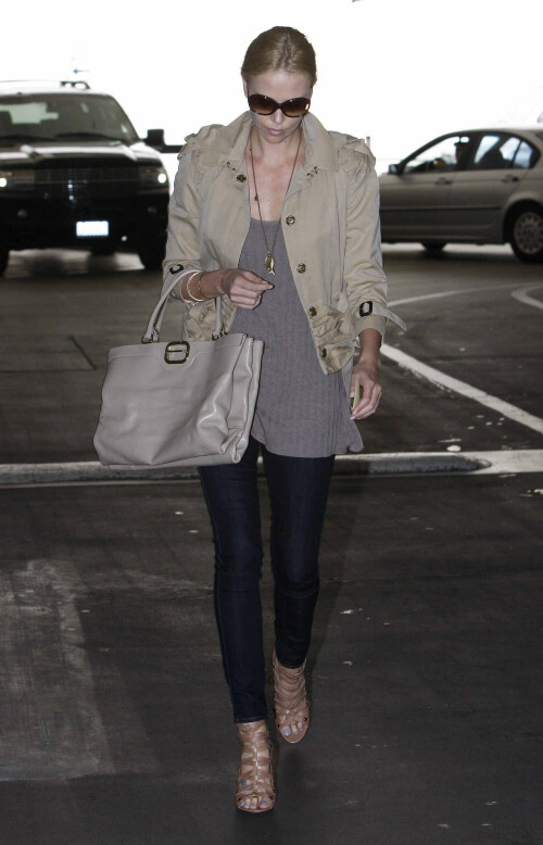 9fd8433180cdf3f200b341a71a7579a7