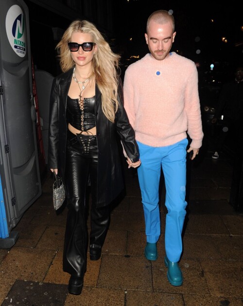 a171b933bf4ac3e8a6b8360e4002cd9e