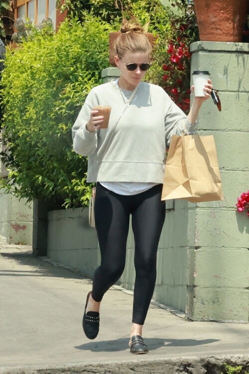 a54ea9b05c8080ef42fafc69efe7f2b2