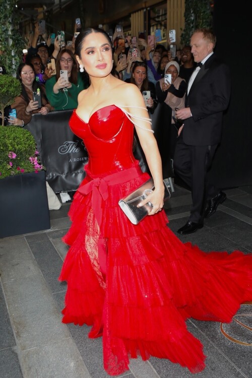 a98f6eac77db80842ffddacf7a930e01